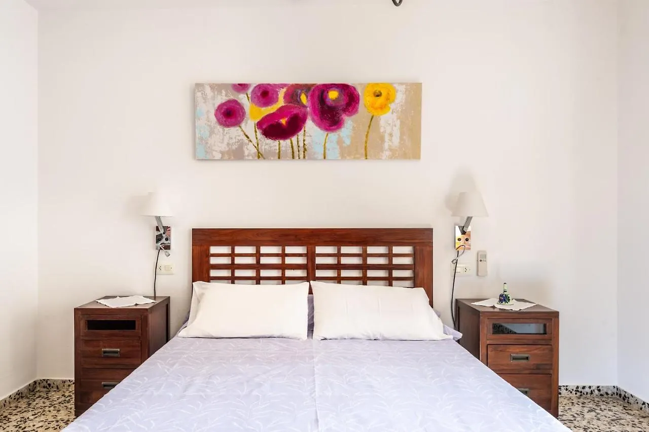 S'Hort Des Baladres Ibiza Villa 圣埃乌拉利亚